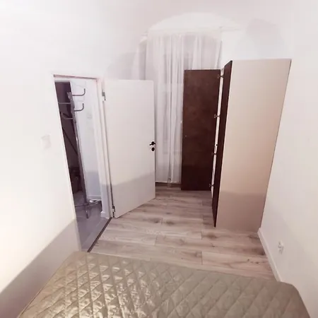 Alma Downtown Apartmán